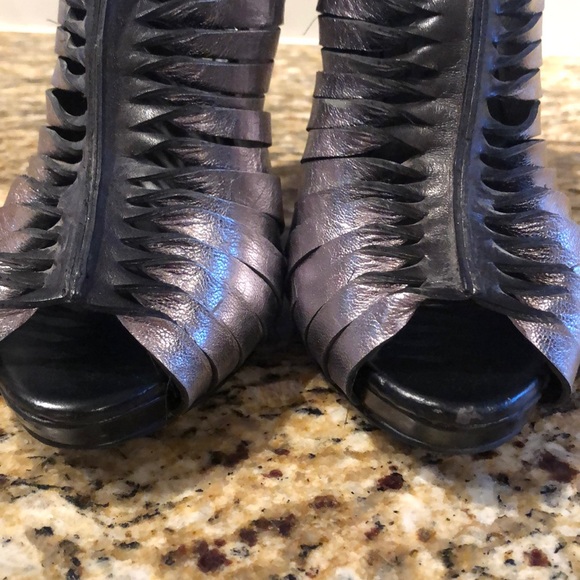 BCBG Women’s Heels❤️👠 - Picture 5 of 8